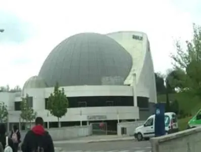 Мадридский планетарий в Испании.