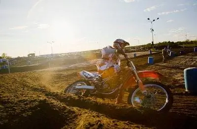 Мотокросс Бельпуч, первые круги