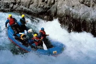 Каноэ в каньоне Колка