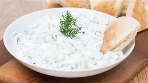 Соус цацики или йогуртовый соус
