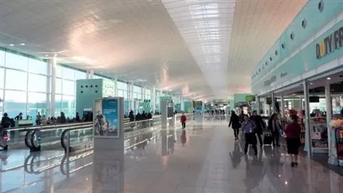 Аэропорт Барселона-Эль-Прат, штаб-квартира Vueling