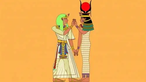 Одежда фараона и великой царственной жены