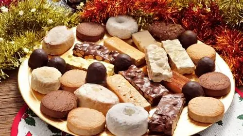 Мантекадо и нуга, типичные для Рождества в Испании