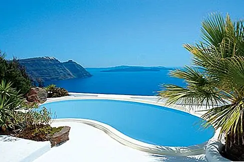 Роскошные отели: 17 курортов стоит