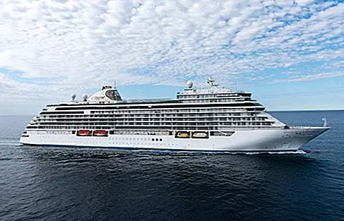 Regent Seven Seas Explorer: Это «самый роскошный круизный корабль когда-либо построенный»?