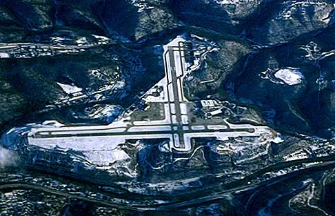 9. Аэропорт Йегер, Чарльстон, Западная Вирджиния (CRW)