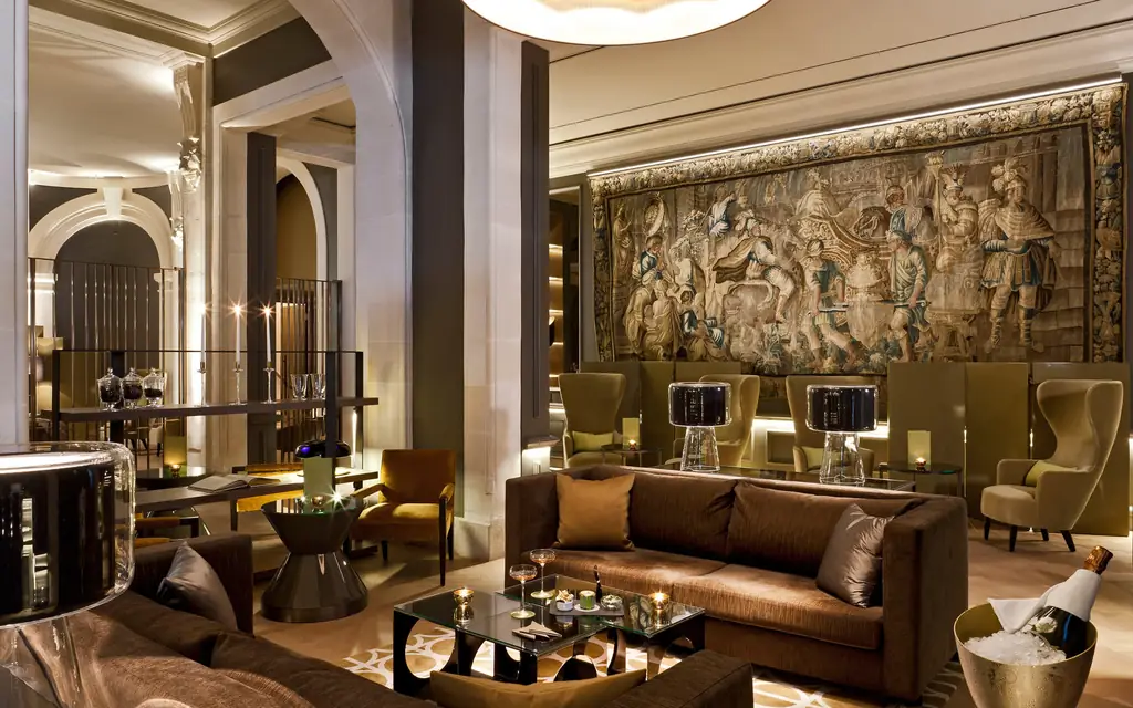 Beau-Rivage-Палас-Швейцария-WBHOTELS0606