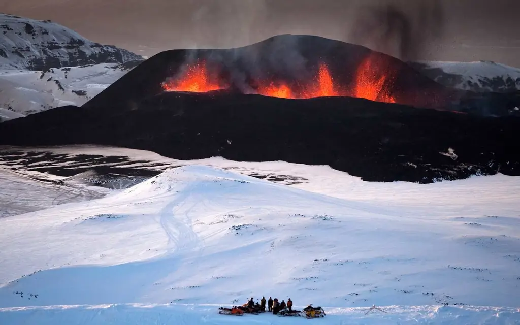 Эйяфьятлайокудль-Исландия-VISITCANOS0418