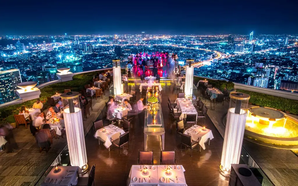 небо-бар-в-Lebua-на-государственной башни-в-БАНГКОК ROOF1117