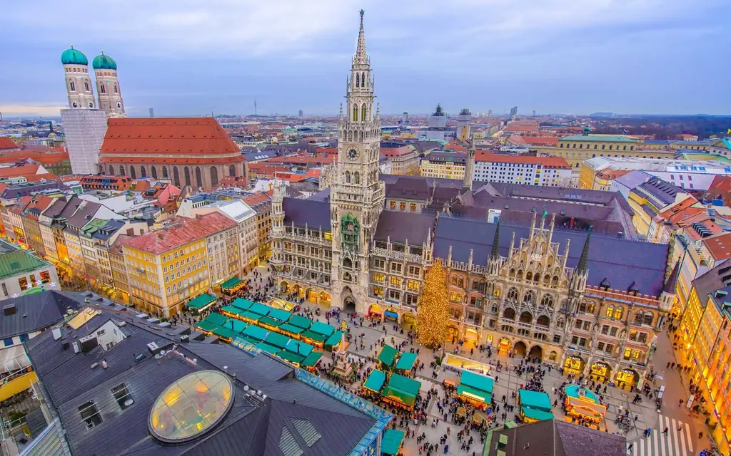 Европейско-рождественские маркет-поезд-едет-XMASTRAIN1018