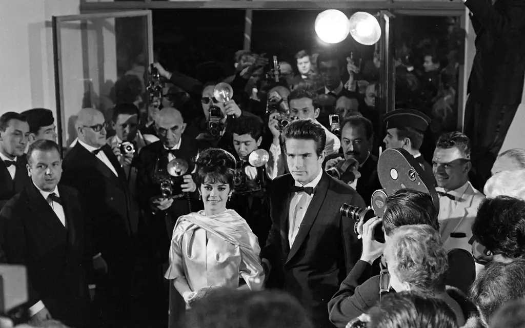 садок-Битти-наталья-дерево-1962-VINTAGECANNES0517