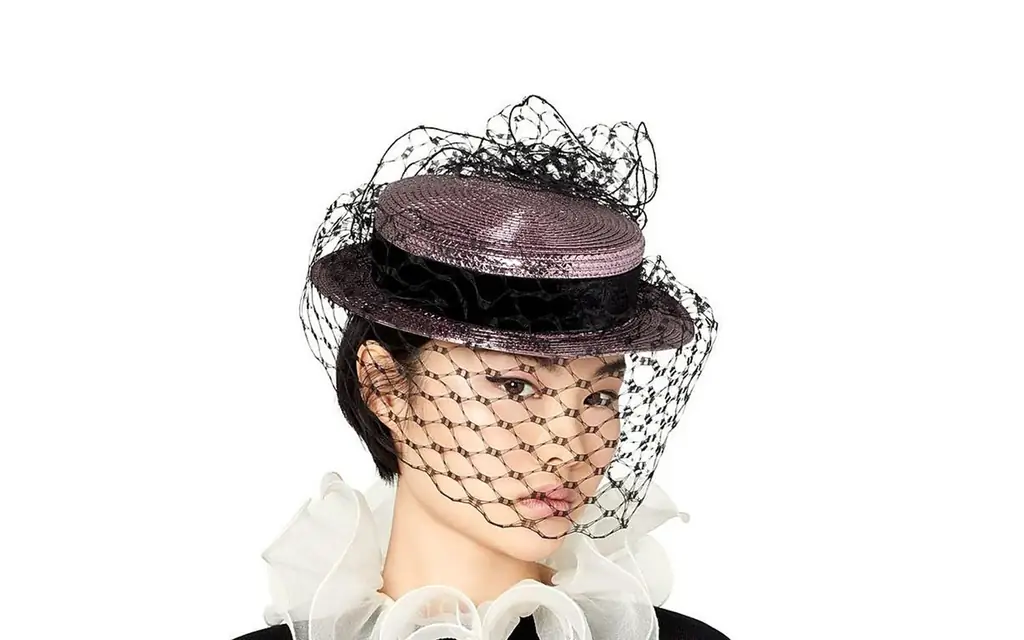МАРК-Jacobs-х-Стефена-Джоунс-ROYALHATS0419