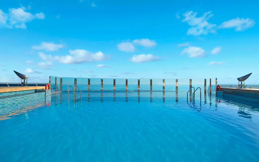 MSC-сад-Infinity-Pool-CRUISE0516
