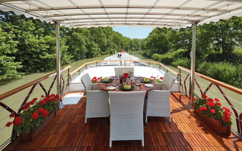 11 причин, по которым вам нужно отправиться в круиз в этом году