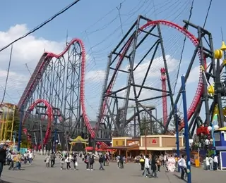 Eejanaika Fuji-Q HighlandFujiyoshida, Japan
