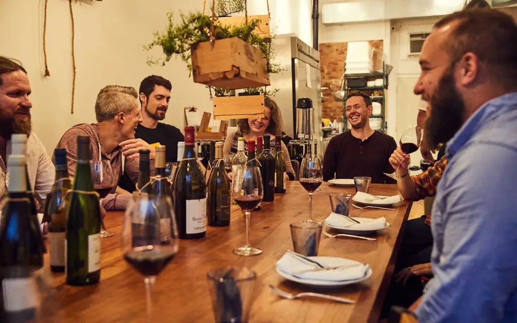 FLX стол-ресторан-женева-FINGERLAKES1018