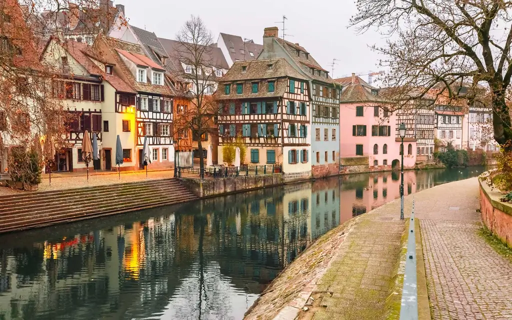 Strasbourg-франс-ROMHOLI1118