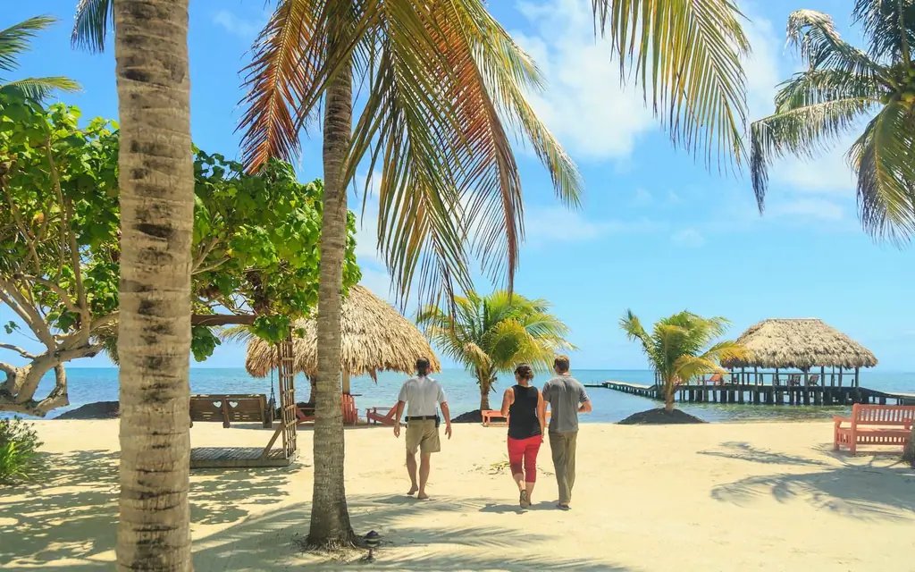 St-Georges-Кэй-Belize-HONEY1217