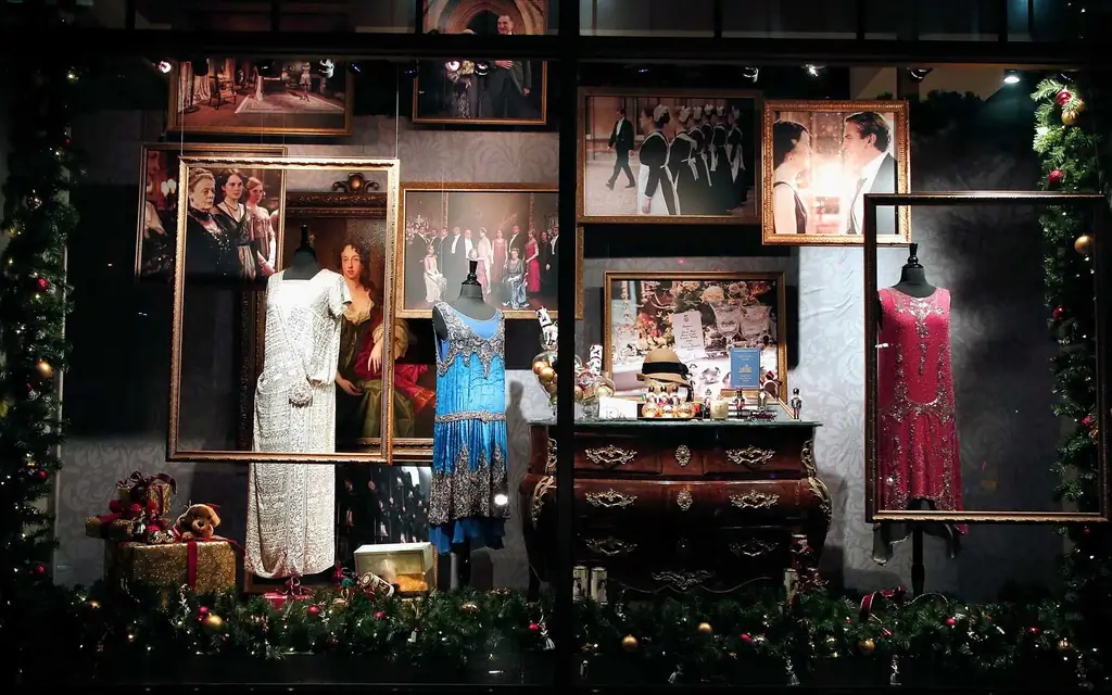 Даунтон-аббатство-выставка-англия-ESCAPENYC0318