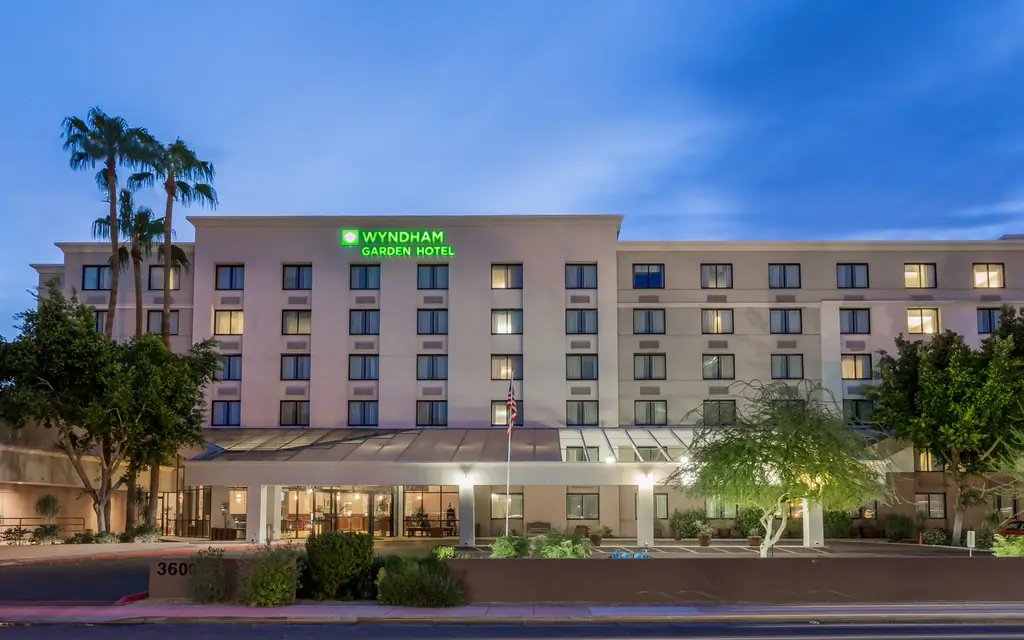 Как максимизировать вознаграждение Wyndham за бесплатное проживание и элитный статус
