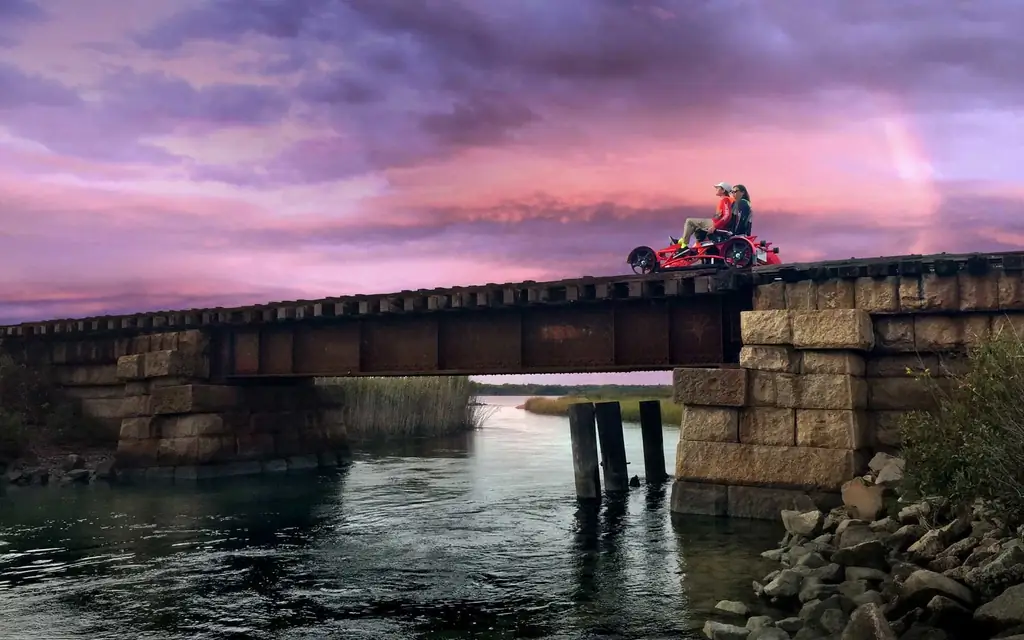 Rhode-остров-RAIL-землепроходцы-FALLROADTRIP0817