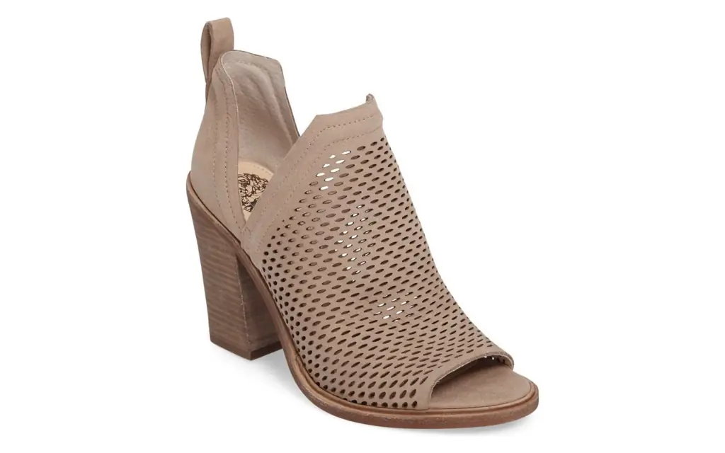 Vince-Camuto-пип-схождение франт-NORDSTROMSALESUMMERACC0218