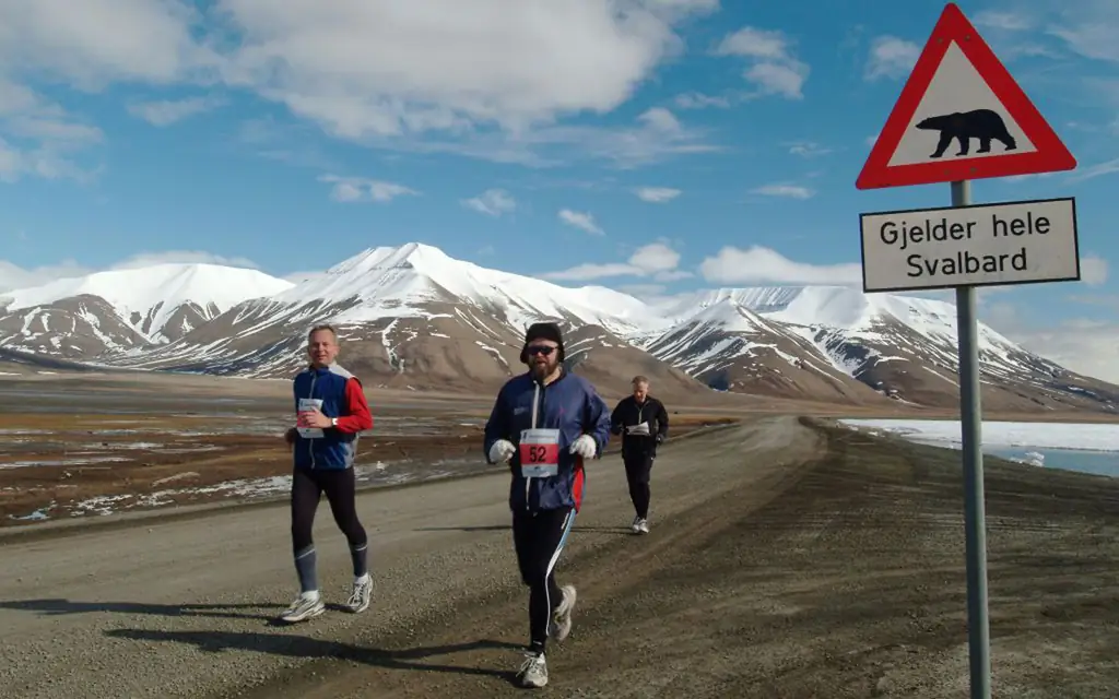 Каково это бегать в самых северных марафонах мира