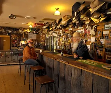 New Zealand, Australia, and the South Pacific: Bars