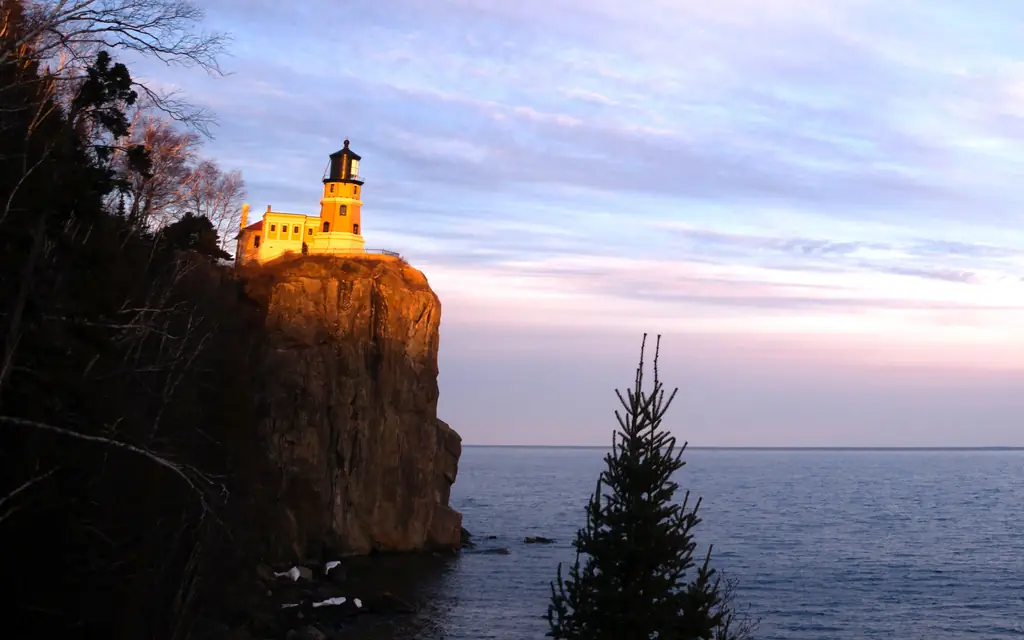 сплит-рок-Минесот-LIGHTHOUSE0816