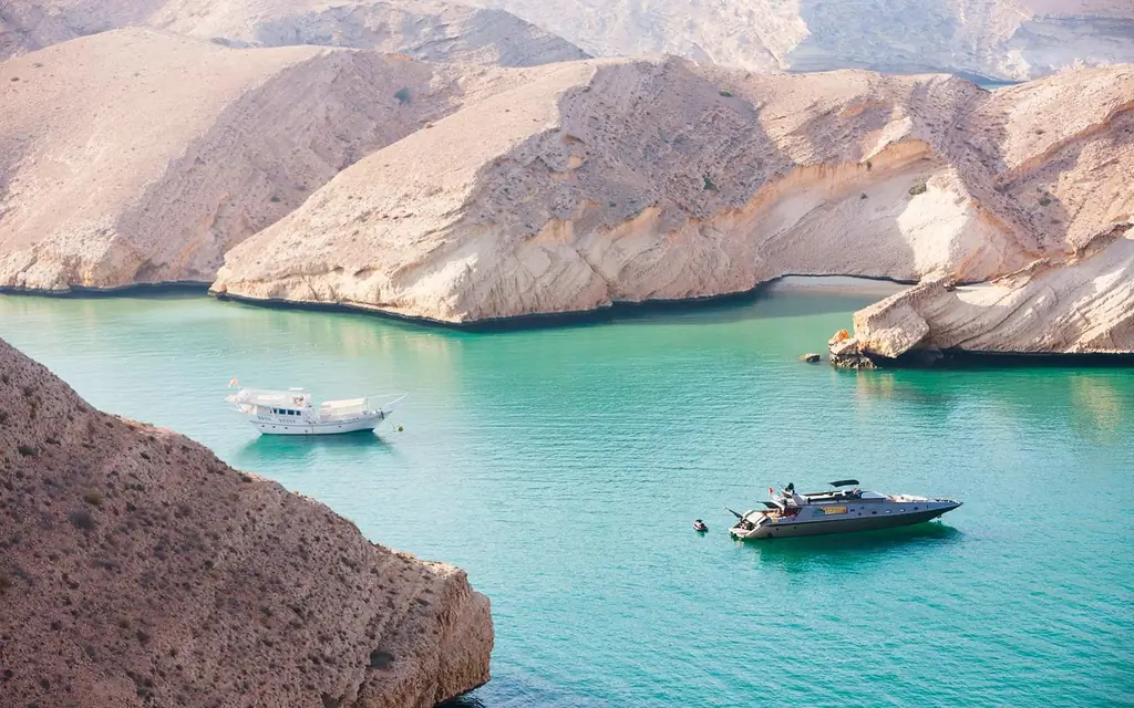 Oman-яхт-Пропасть-MONDAY0617