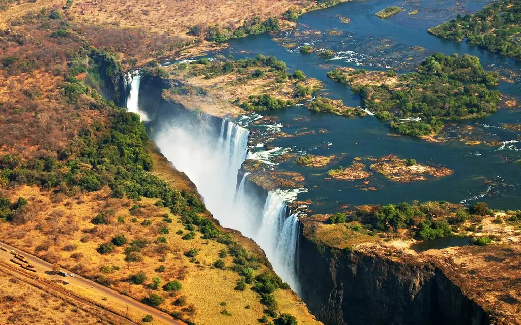 Zambia-виктория-падает-африка-MONDAY0617