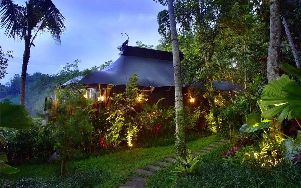 бали-индонезия-капелла-Ubud-отель-2018WTG1117