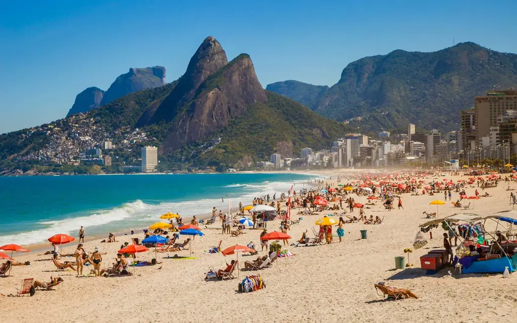 Рио-де-Жанейро-Ipanema-пляж-BOYNAME0817