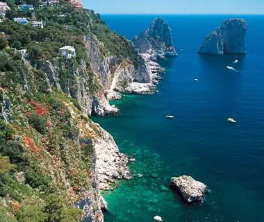 Самые живописные прогулки в мире