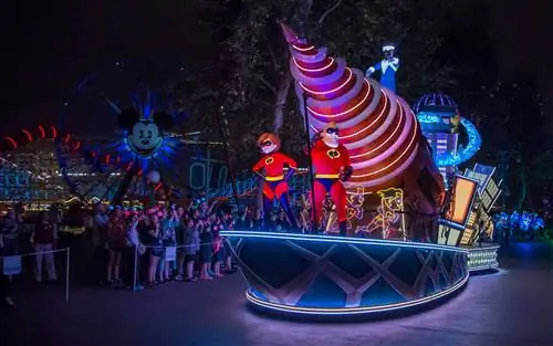 Пирс Pixar открывается в Диснейленде California Adventure