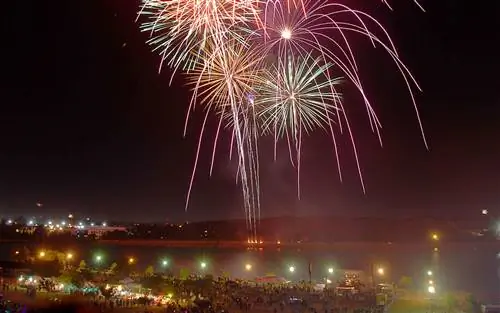 Фейерверк, Вирджиния-Бич, Вирджиния