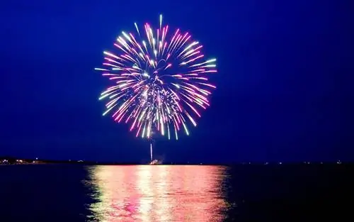 Фейерверк, пляж Наррагансетт, Род-Айленд