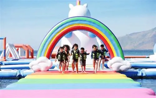 Надувной остров