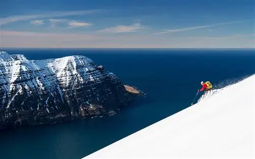 Хели-ски Исландия Deplar Farms