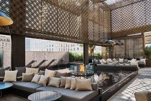 Лаундж на крыше отеля Aman New York City