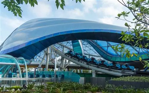 Энергетический запуск Tron Light Cycle