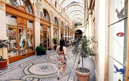 Galerie Vivienne в Париже, Франция