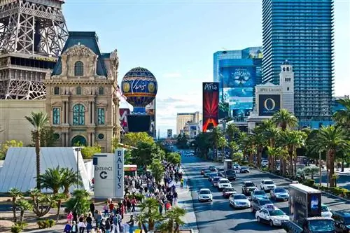 Paris Las Vegas - отель и казино, расположенные на Лас-Вегас-Стрип в Парадайзе, штат Невада. Paris Las Vegas - отель и казино, расположенные на Лас-Вегас-Стрип в Парадайзе, штат Невада.