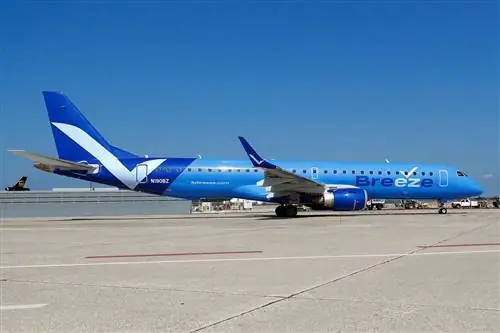 Я потратил дополнительные 41 доллар на полет первым классом на Breeze Airways - вот как это было