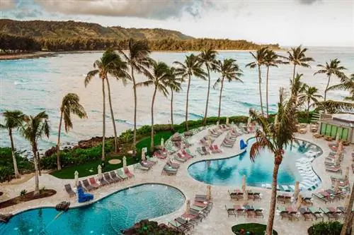 Аэрофотоснимок бассейна на курорте Turtle Bay Resort Аэрофотоснимок бассейна на курорте Turtle Bay Resort