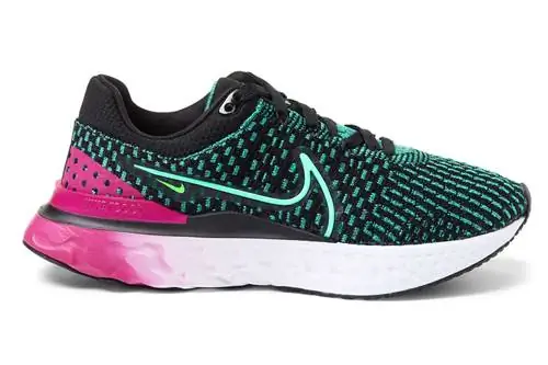 Кроссовки для шоссейного бега Nike React Infinity Run Flyknit 3 - женские