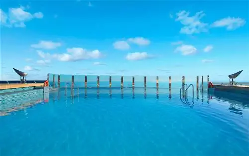 Пейзажный бассейн MSC Garden