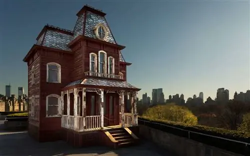 Дом Корнелии Паркер Psycho House MET Museum NYC
