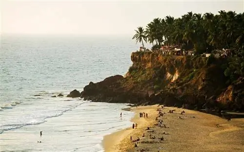 Закат на северной оконечности пляжа Папанашам.