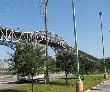 Самые опасные мосты Америки: мост через реку Кальказье 1-10